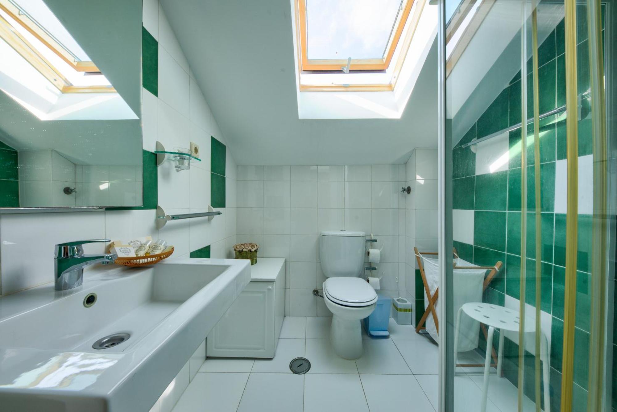 Adore Portugal Coimbra Guest House Ngoại thất bức ảnh
